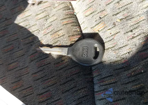 1998 Dodge Ram Van B1500 z USA, uszkodzony, nr VIN 2B6HB11Y3WK122015